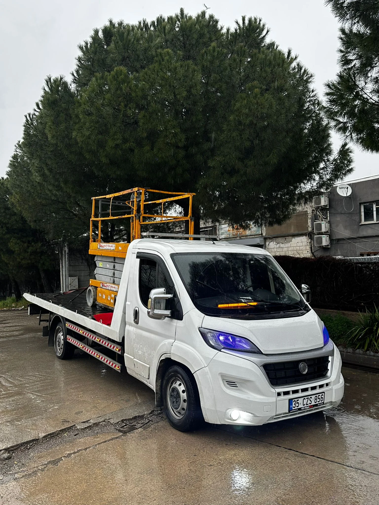 galeri_20260415_191524_e524f6981bef36485ed9